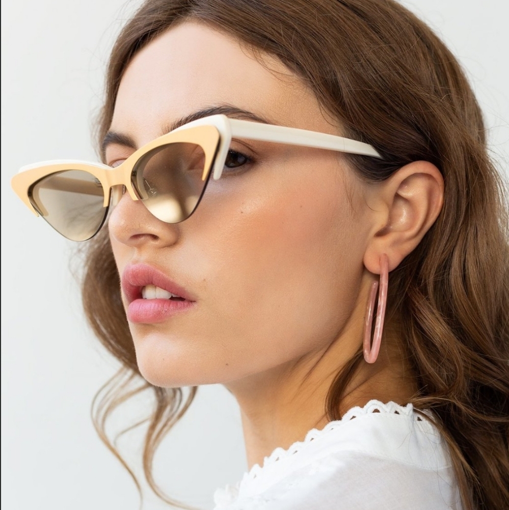 BONNIE & CLYDE - Layered Cake Sunglasses In "Creme Brulee Rose Gold/ Peach"